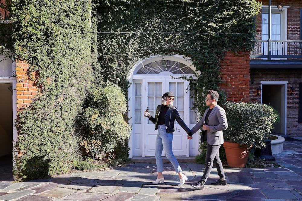 Chateau Hotel New Orleans Exterior foto
