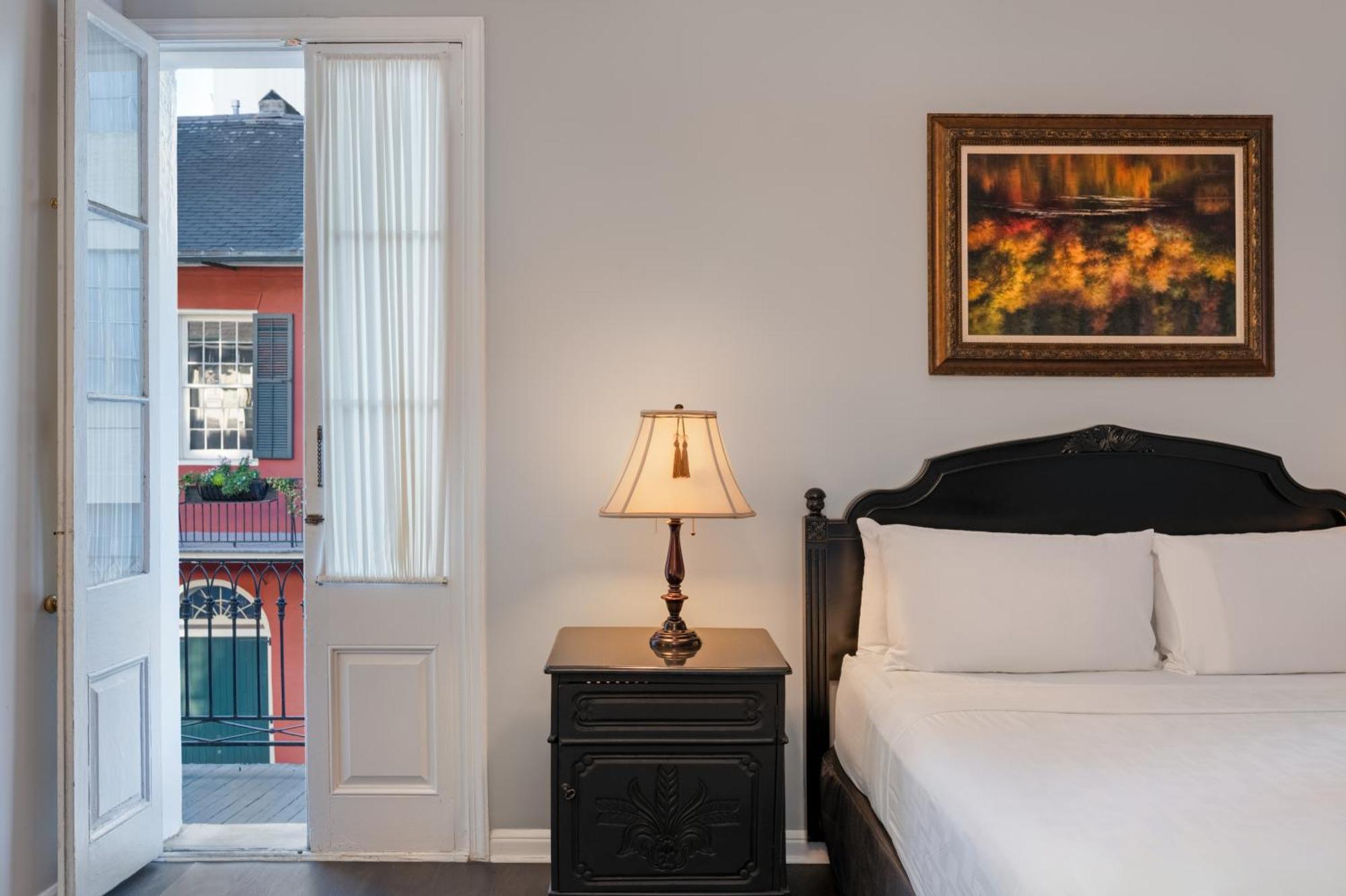 Chateau Hotel New Orleans Exterior foto